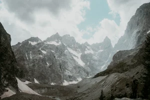 montagne-mlgraphik